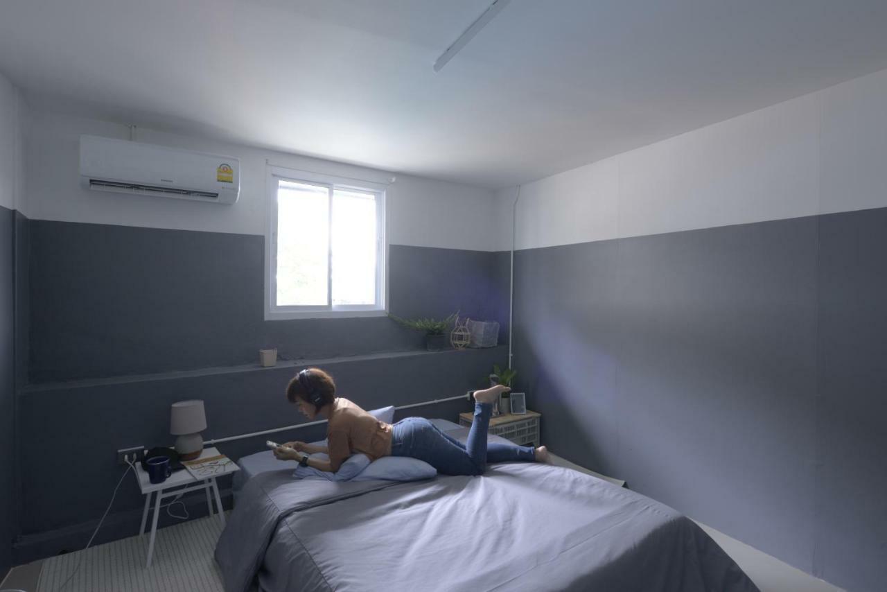 Soundsleep Hostel Чианграй Экстерьер фото