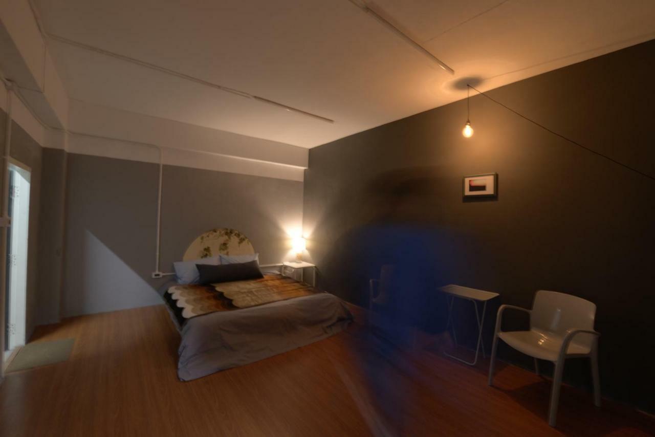 Soundsleep Hostel Чианграй Экстерьер фото